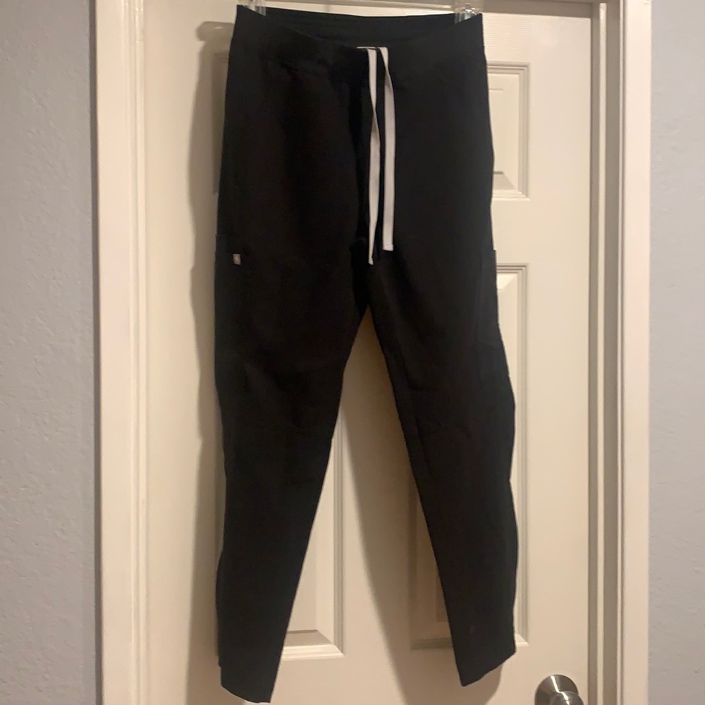 Men’s Figs Scrubs